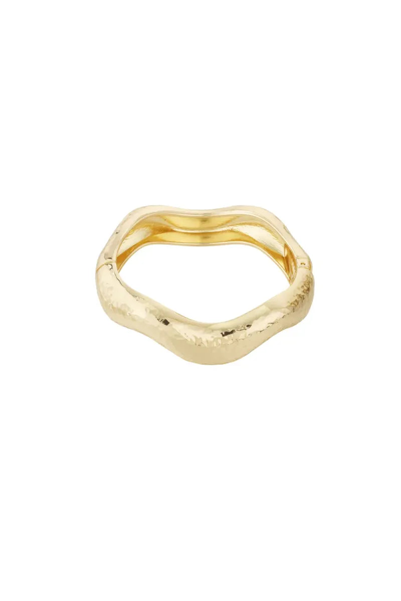  Golvende gestructuurde bangle - goud