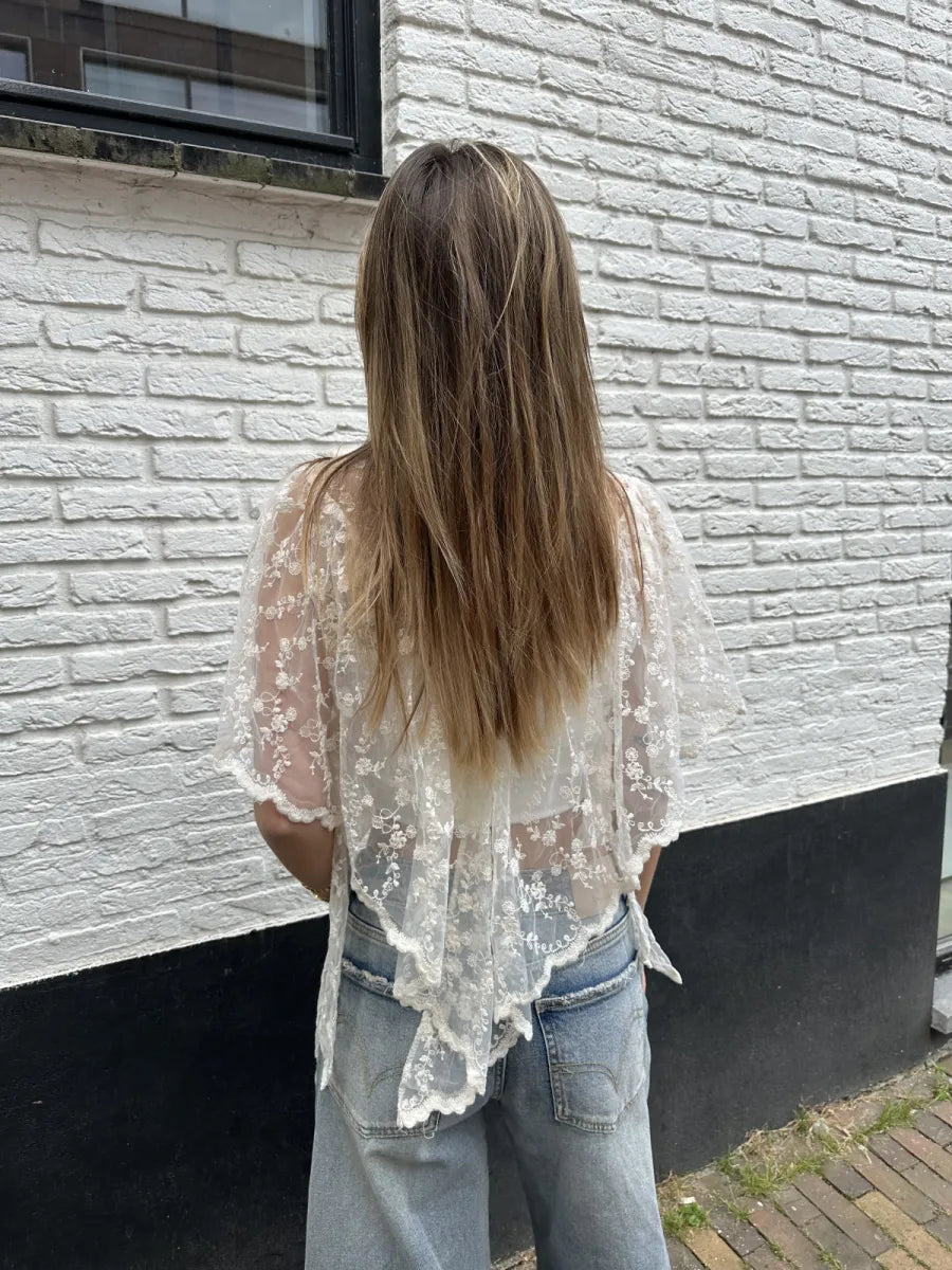 Kanten overgooier Lize - beige
