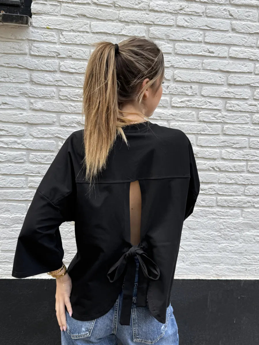 T-shirt met open rug Mae - zwart