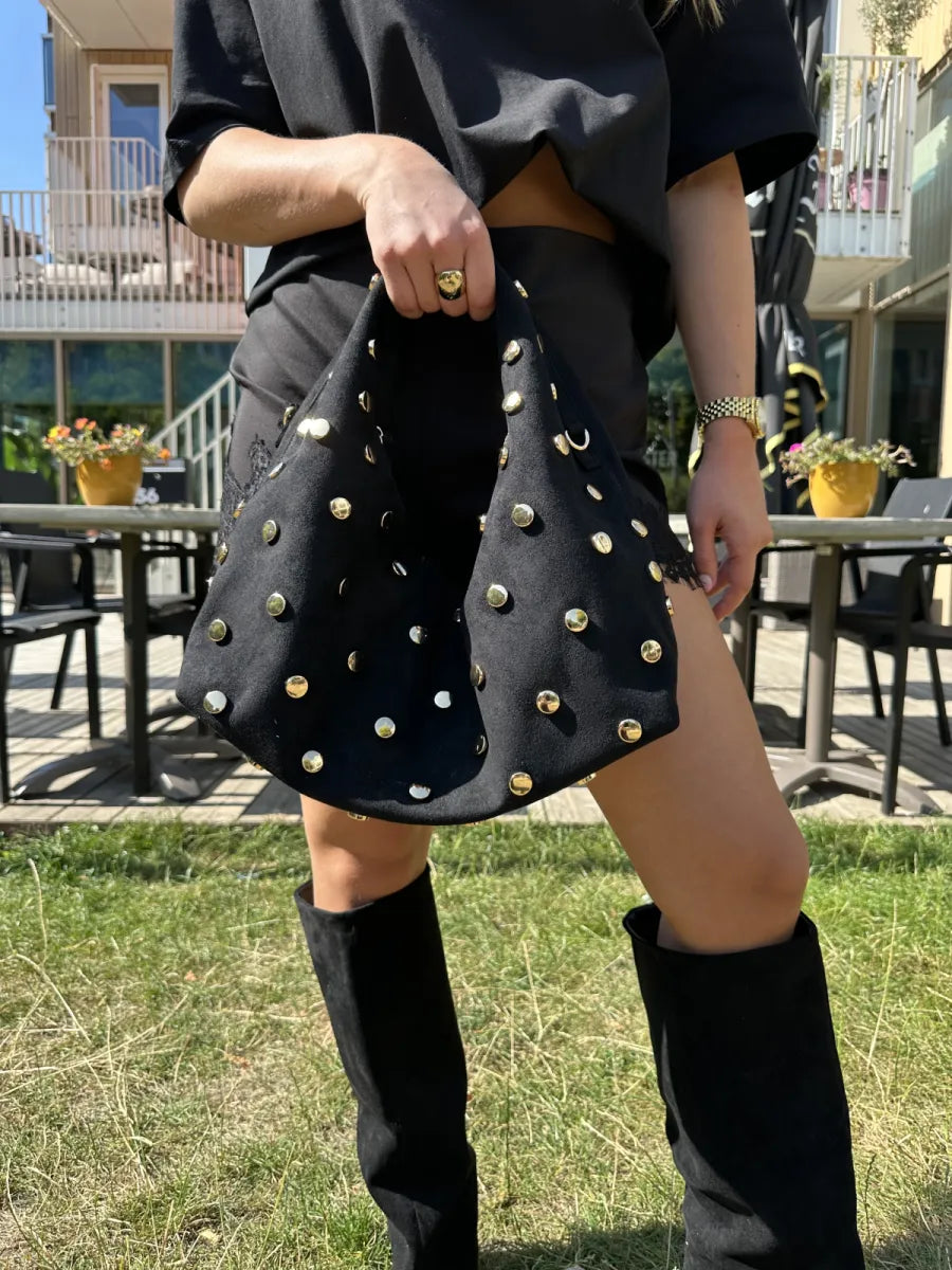  Slouchy tas met gouden studs 9917 - zwart