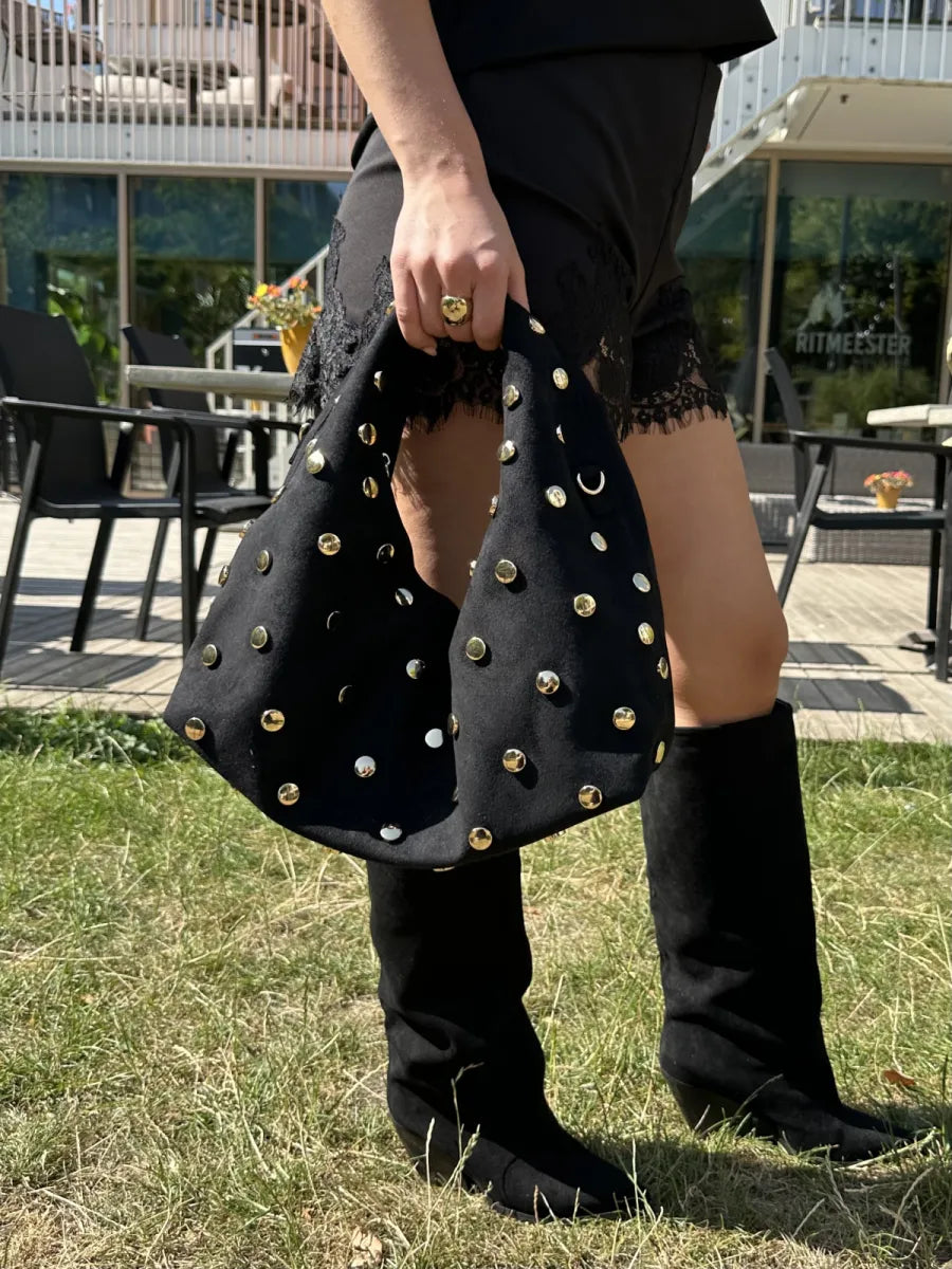  Slouchy tas met gouden studs 9917 - zwart