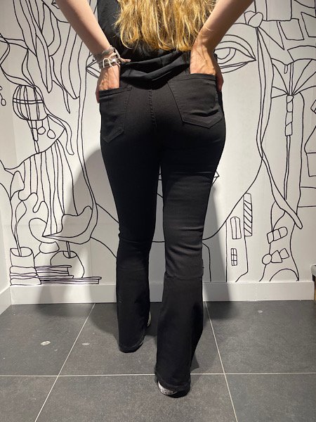 Zwarte Emma flared jeans