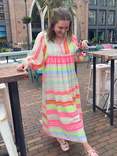 Maxi jurk met multi neon print