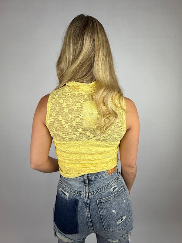 Gele getailleerde top Ivy