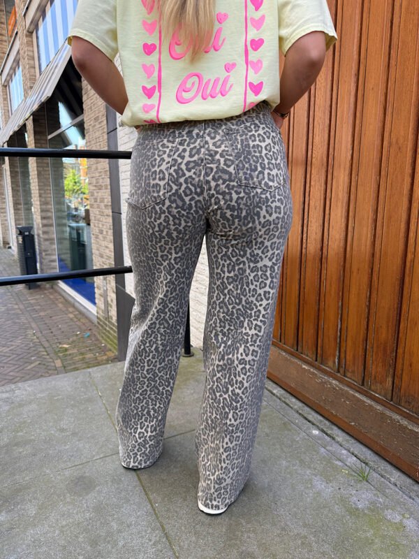 Leopard dad fit jeans