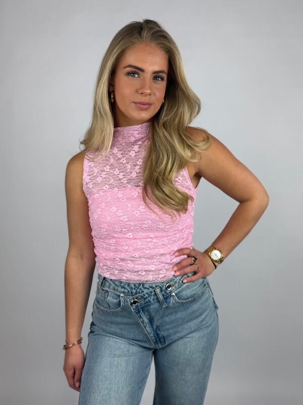Roze getailleerde top Ivy