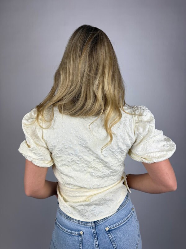 Witte jacquard wikkel top