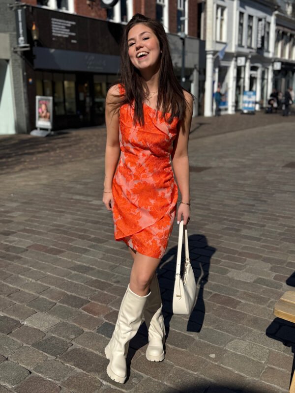 Oranje jacquard one shoulder jurkje