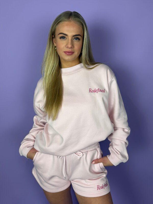 Roze Redefined sweater