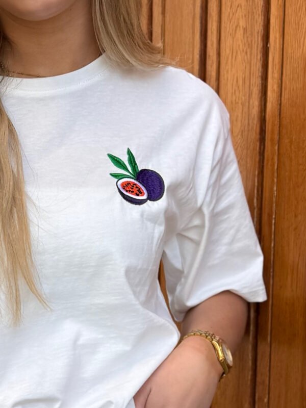 Wit t-shirt Passion Fruit