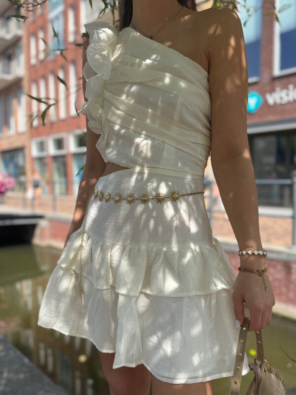 Wit jurkje met cut-out Merel