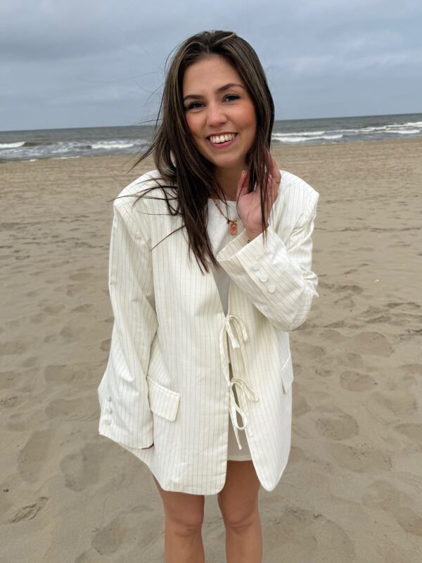 Witte pinstripe strikblazer