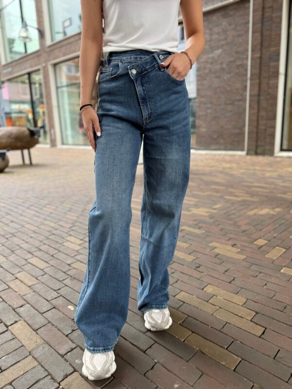 Donkerblauwe dad fit jeans scheve sluiting 3328