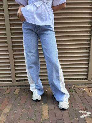 Blauwe wide leg jeans met kant Q185