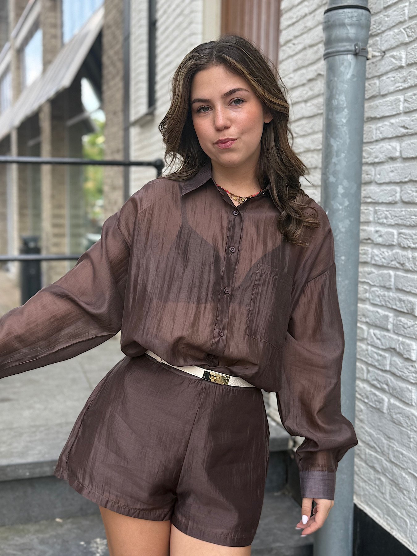 Bruin satijnen blouse Xiva