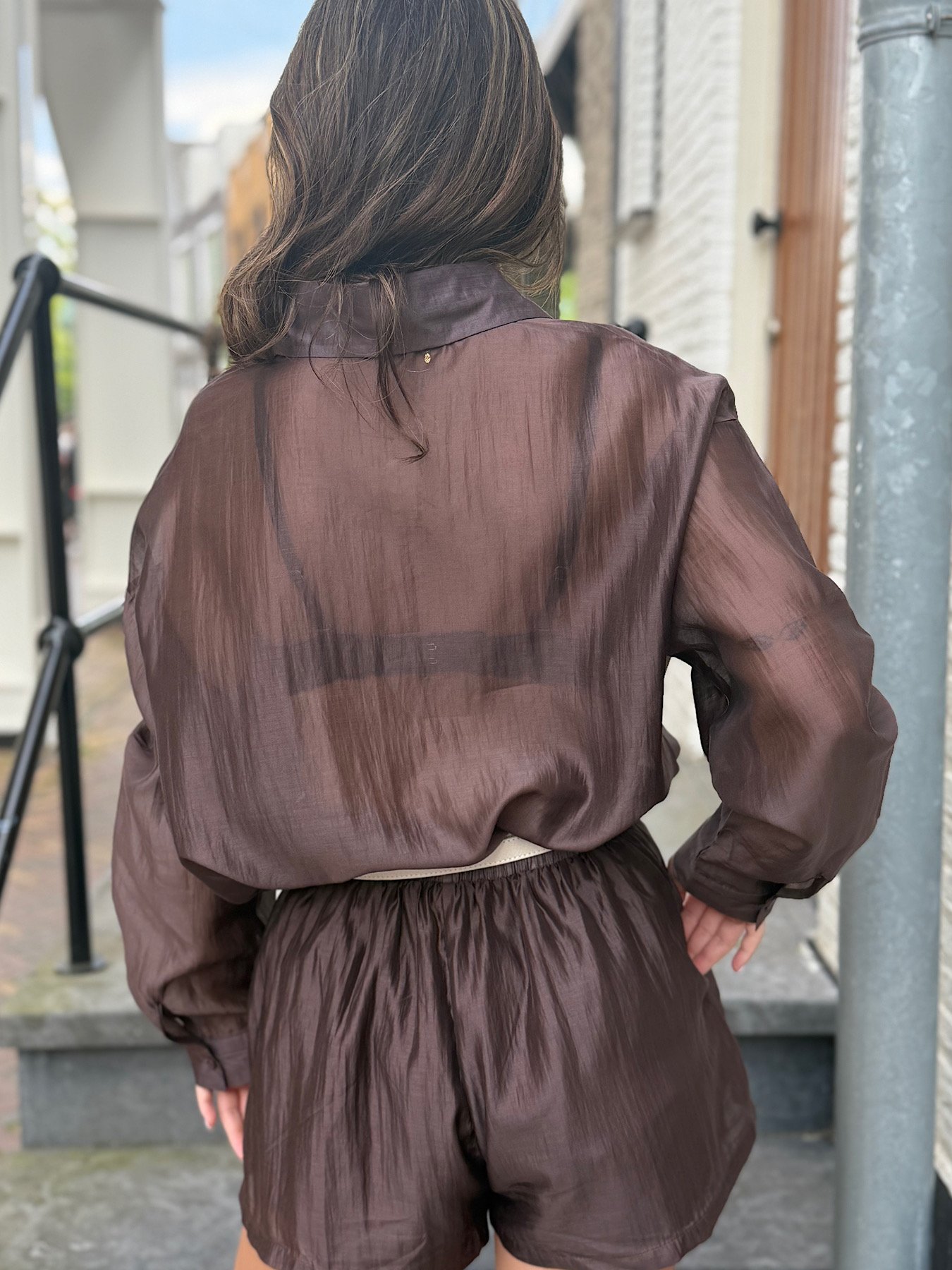 Bruin satijnen blouse Xiva