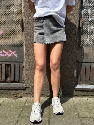 Donkergrijs denim skort 8724
