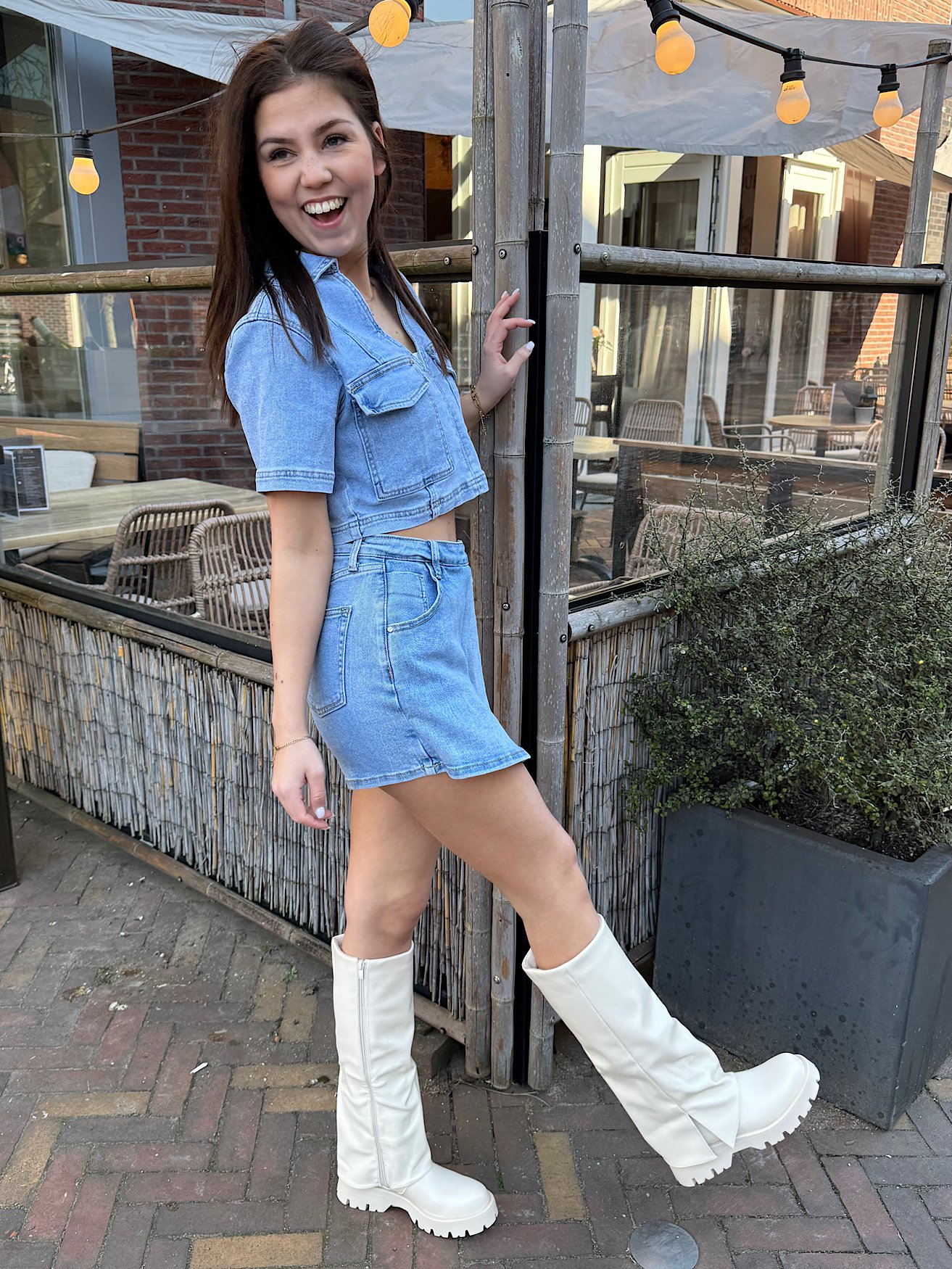 Ecru laarzen met overlay