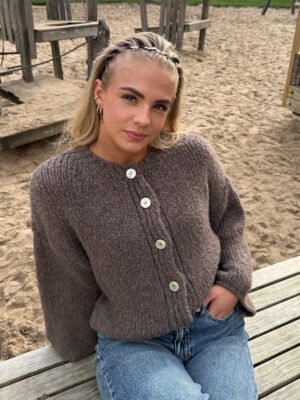 Gebreid vest met knoopjes Saar - Taupe