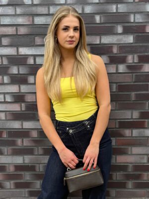 Gele basic top vierkanten hals