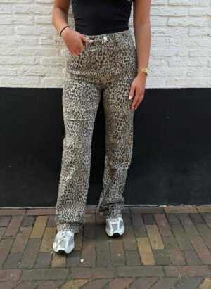 Leo print wide leg jeans 3290