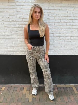 Leo print wide leg jeans 3290