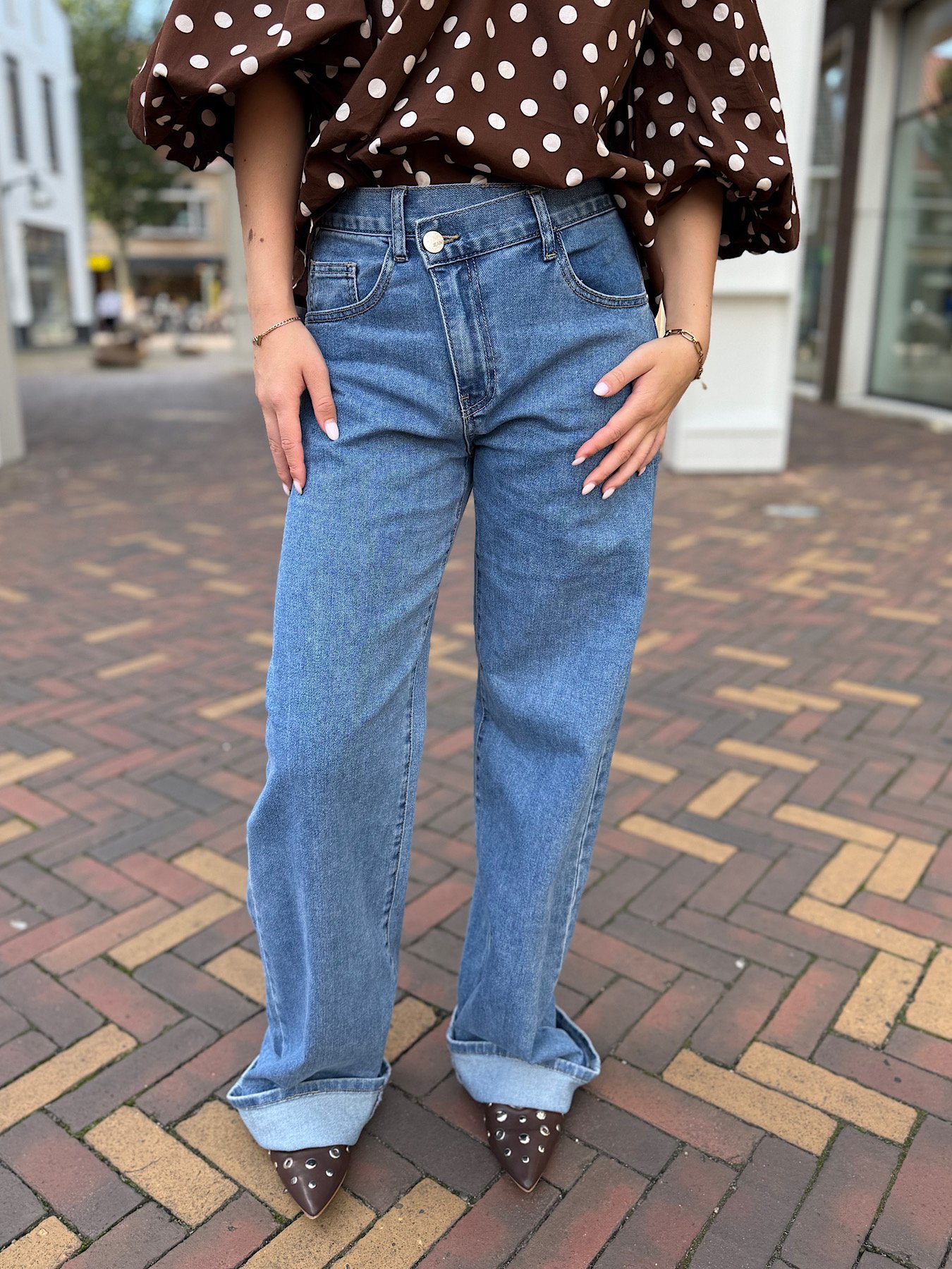 Mid blauwe tall jeans schuine sluiting 3293