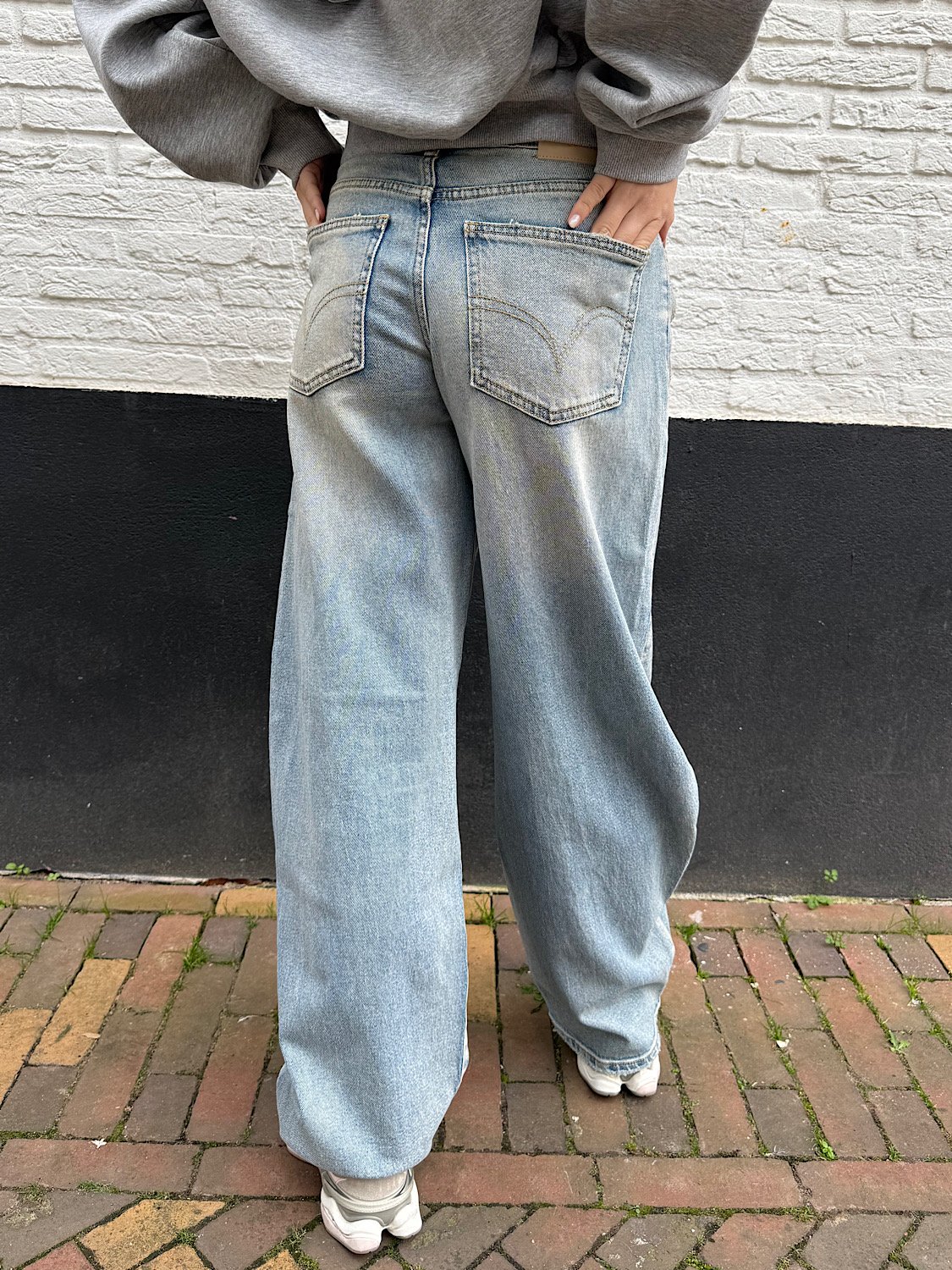 QH - Dirty wash balloon fit all over strass 3880