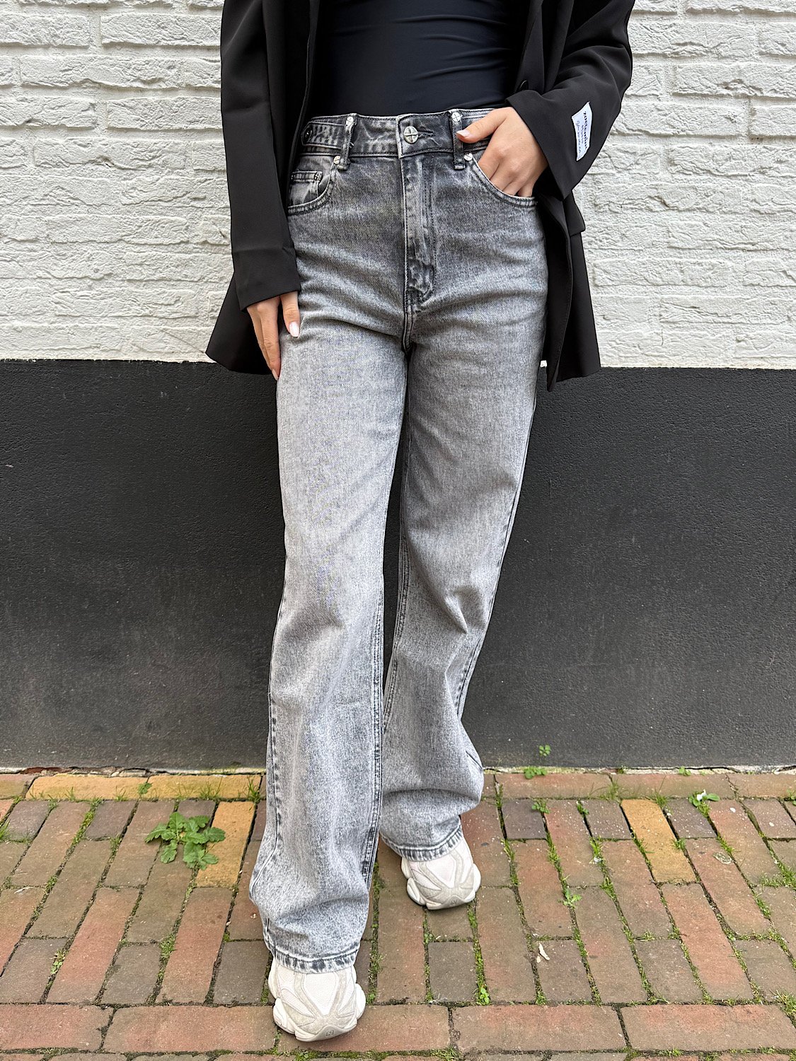 QH - Grijze wide leg jeans met zilveren knopen 3368-3