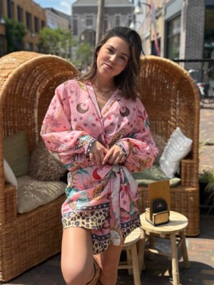 Roze astro print overslag jurk