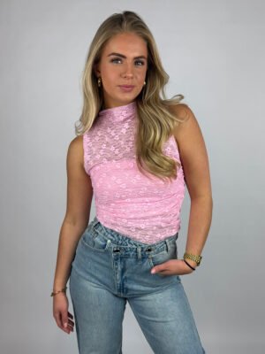 Roze getailleerde top Ivy