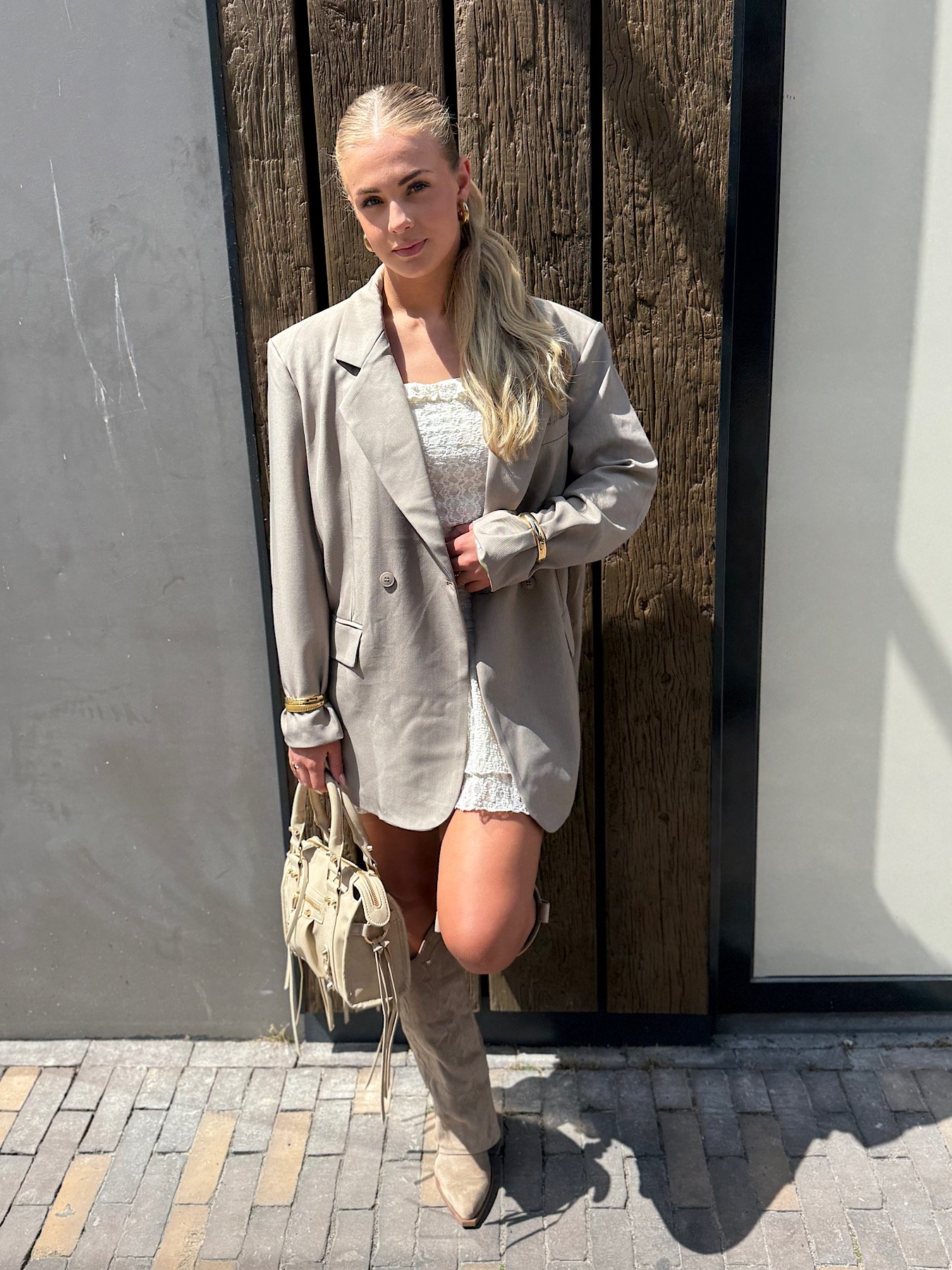 Taupe blazer oversized fit