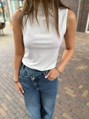 Wit mouwloos colletje Semmy