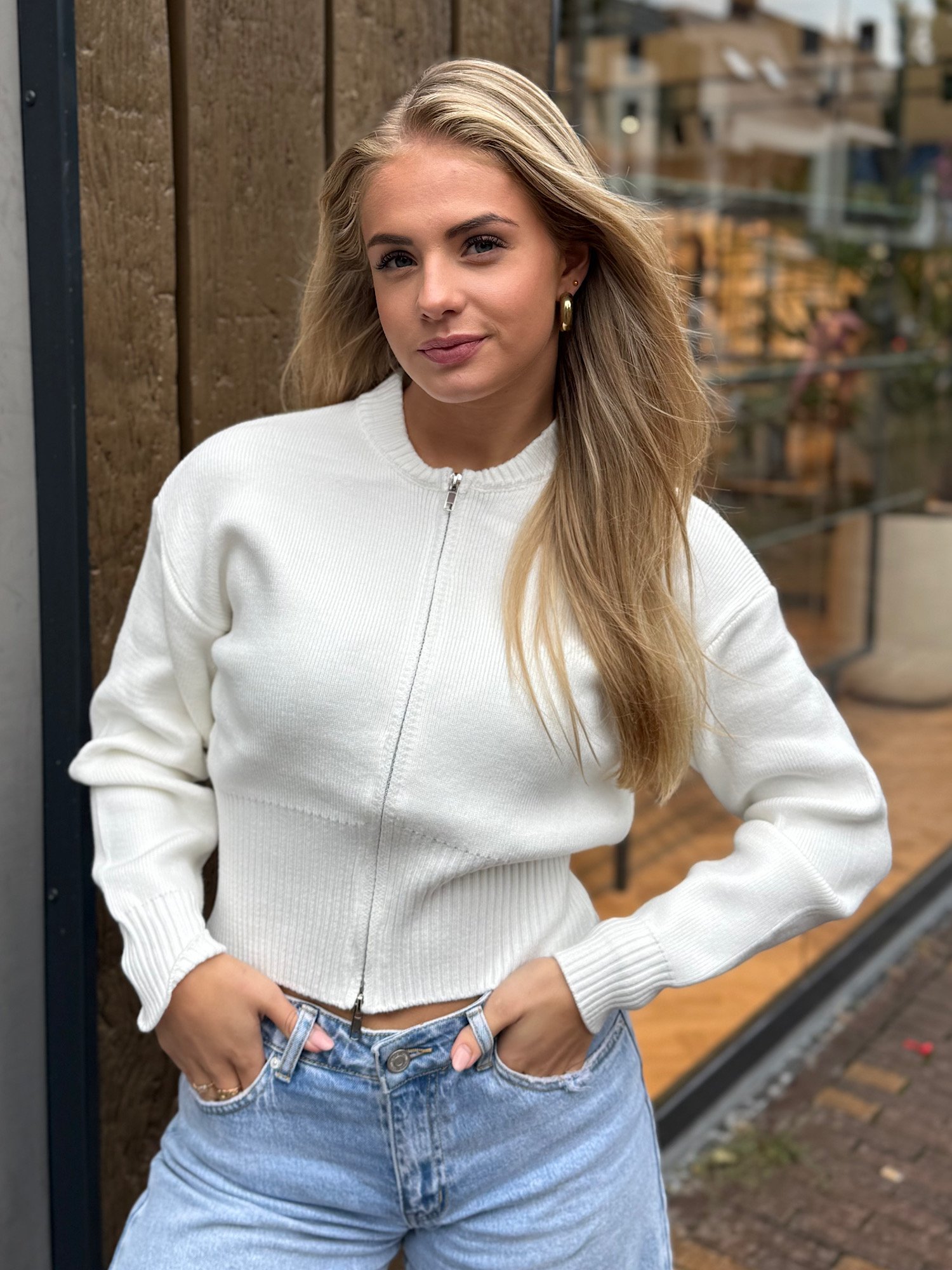 Wit vest met rits Aspen