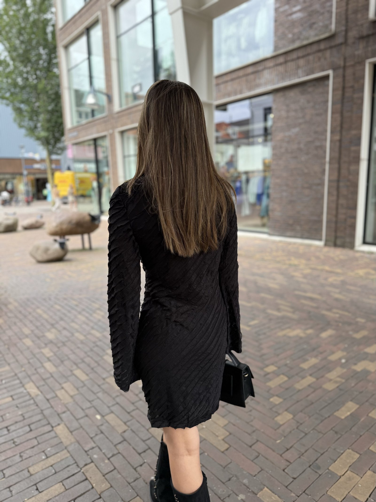 Zwart gestreept jurkje Loa