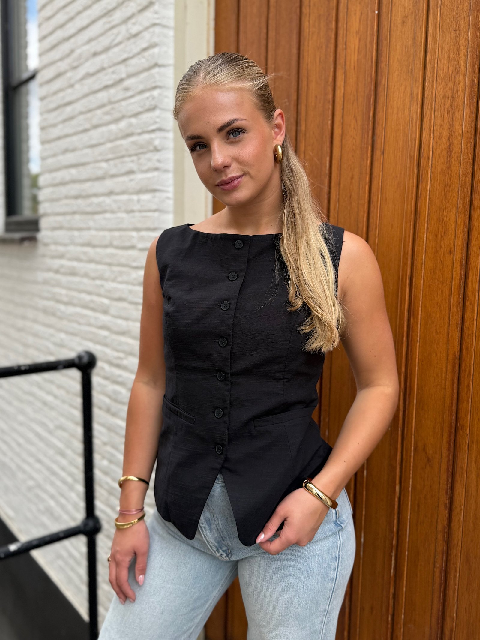 Zwart gilet boothals