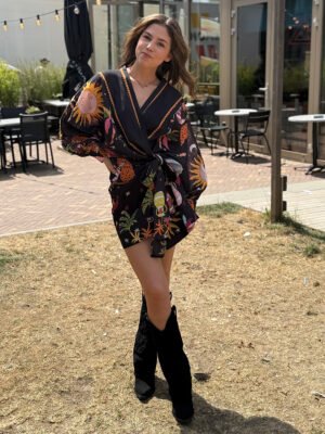 Zwarte astro print overslag jurk