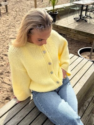 Gebreid vest met knoopjes Saar - Geel