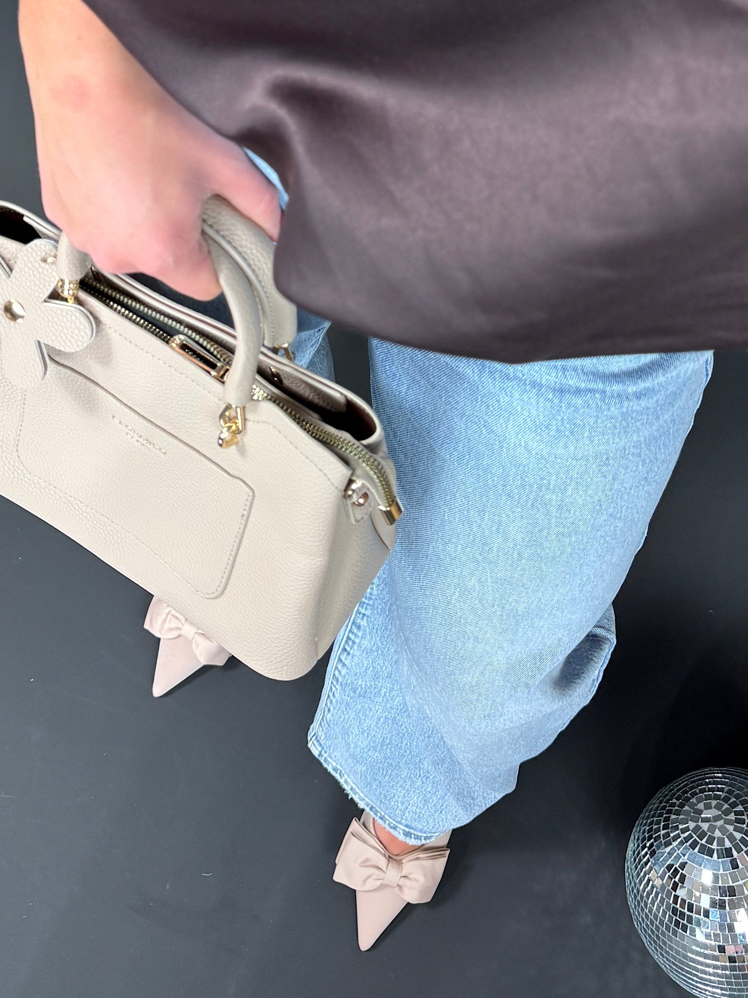 Hakken met strik - beige