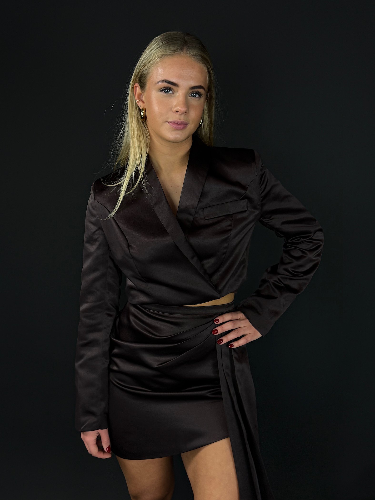 Satijnen korte blazer Fancy - bruin