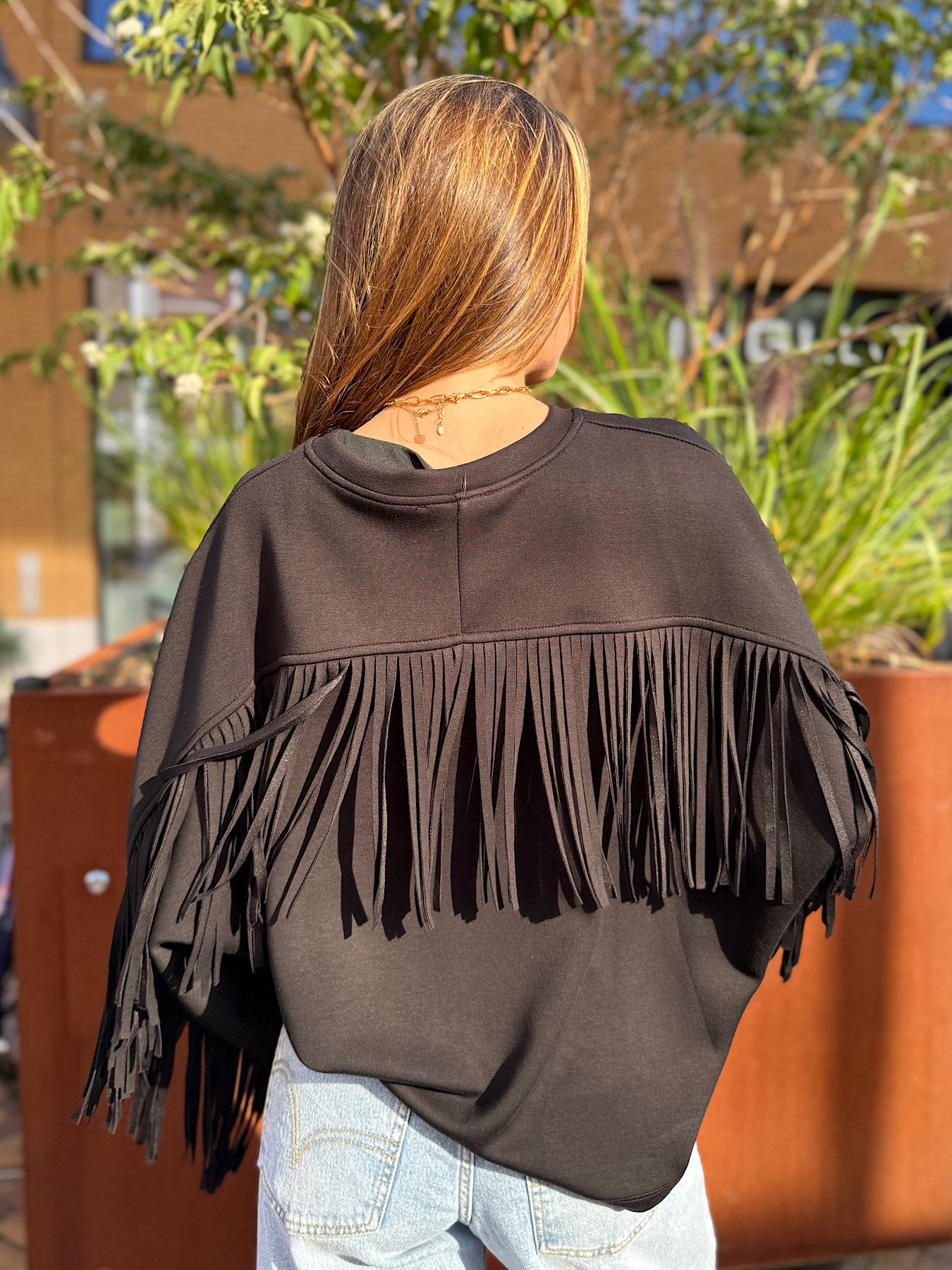 Zwarte sweater met fringe