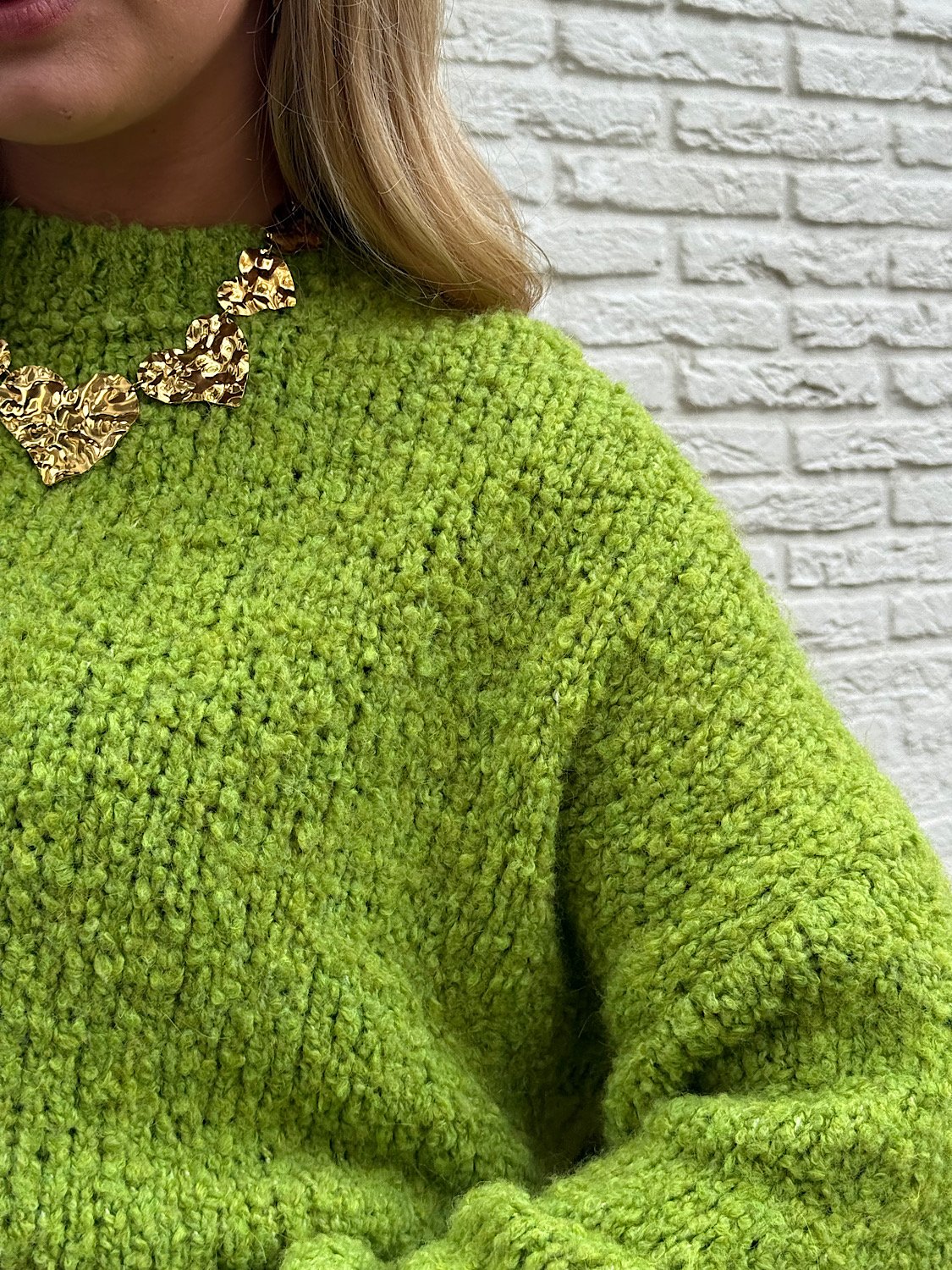 Avocado groene fluffy trui