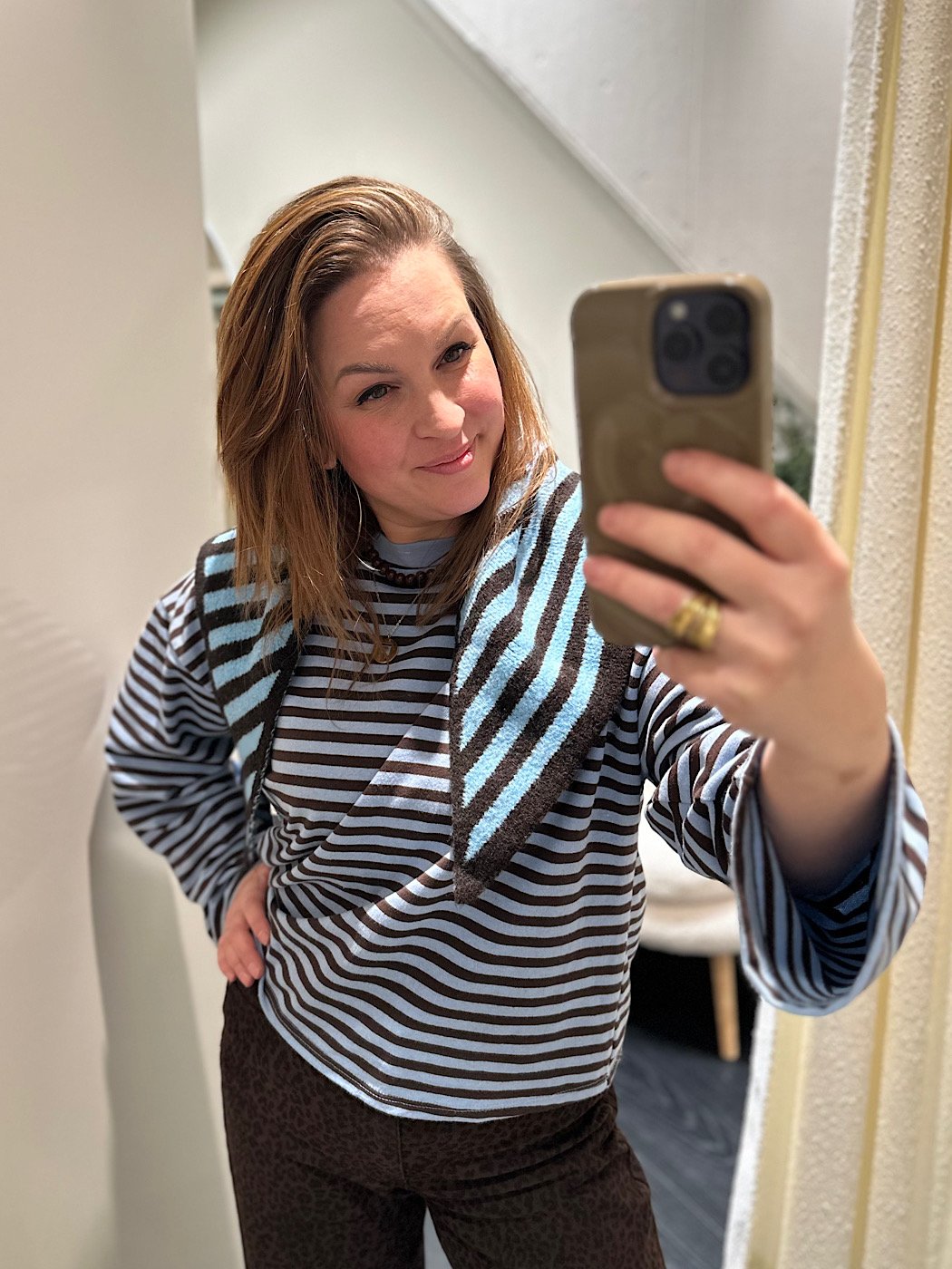 Triangle sjaaltje - blauw/ bruin