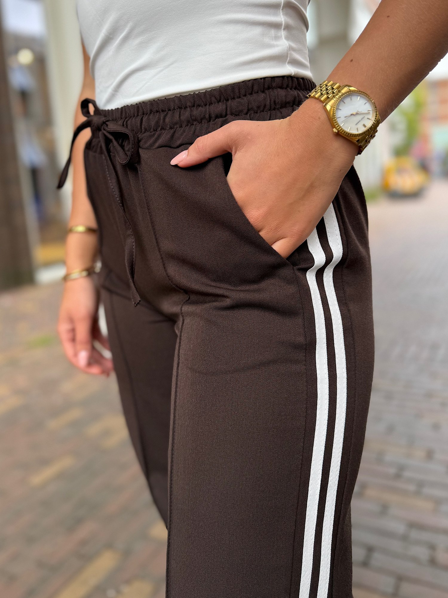 ZM - Bruine wide leg met strepen Novi