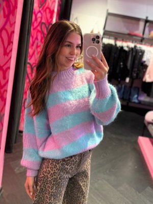 Gestreepte gebreide trui Sher - lila/ blauw