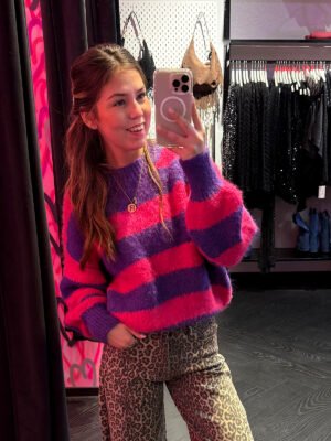 Gestreepte gebreide trui Sher - paars/ fuchsia