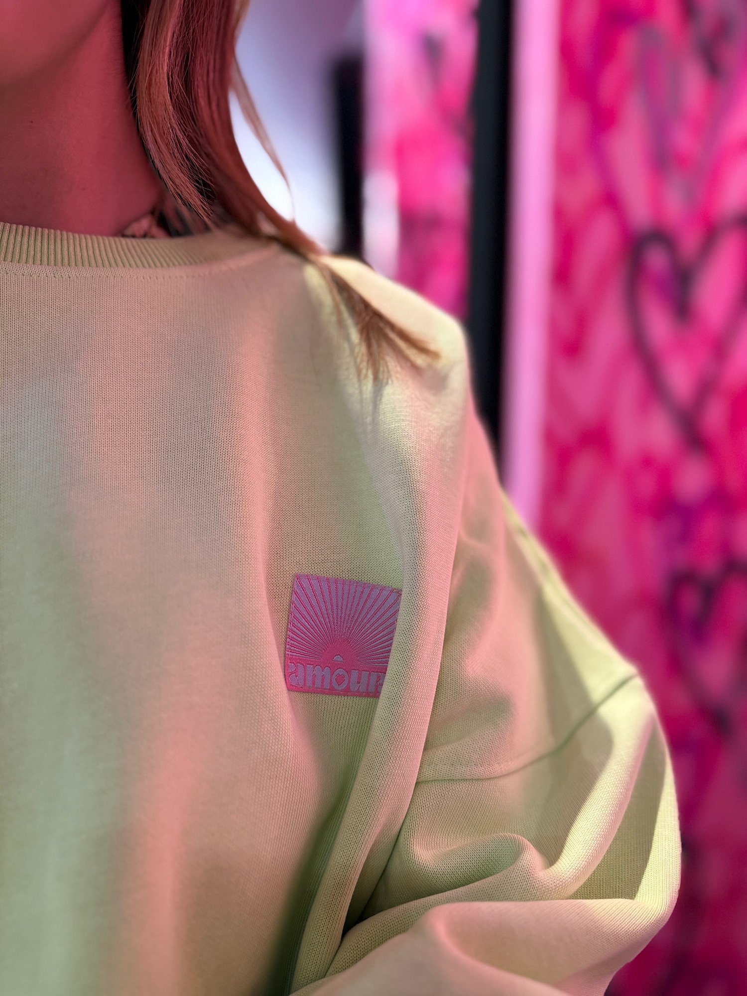 Sweater met patch Amour- groen