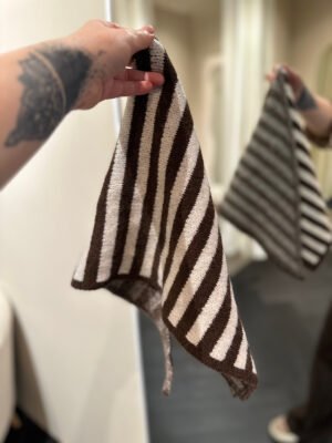 Triangle sjaaltje - bruin/ ecru