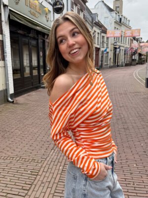 ZM - gestreepte off shoulder top Amalia - oranje